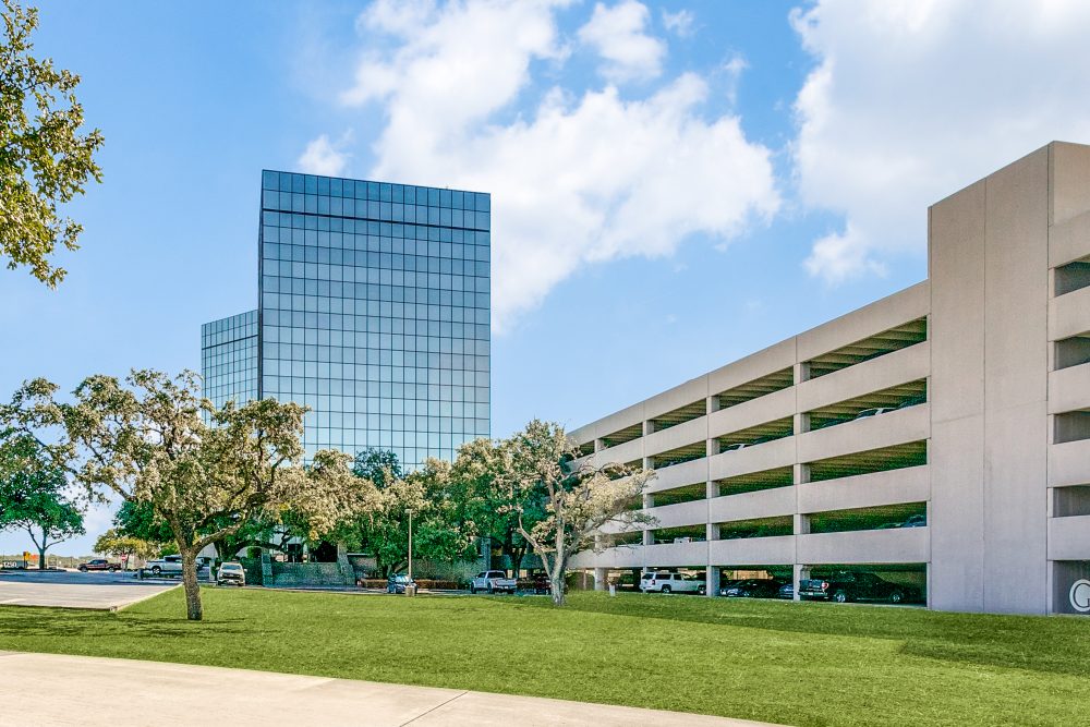 1250 NE Loop 410 Office for Lease