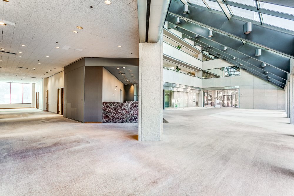 1250 NE Loop 410 Office for Lease